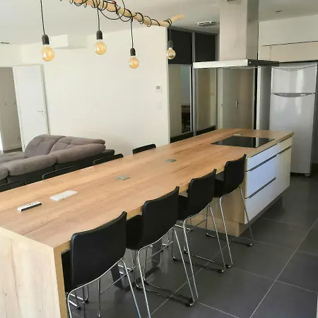 Maison Avec Vue Nimes-est Сasa de vacaciones Nimes